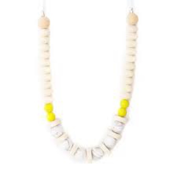 New🌟Anthropologie-Bella Tunno Vancouver Cream Teething Necklace - Picture 2 of 4